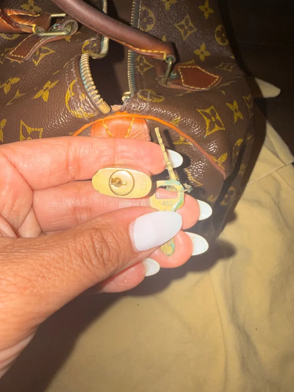 Authentic Louis Vuitton Speedy “35” Brown Monogram Canvas Handbag - Picture 3 of 10
